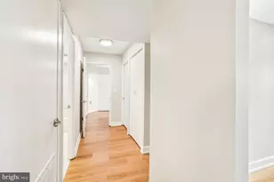 5904 Mt Eagle Dr, Alexandria, VA 22303 - Photo 16