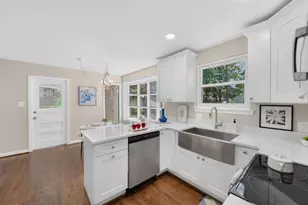 5502 Kings Park Dr, Springfield, VA 22151 - Photo 18