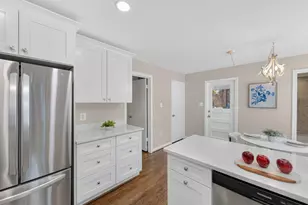 5502 Kings Park Dr, Springfield, VA 22151 - Photo 20