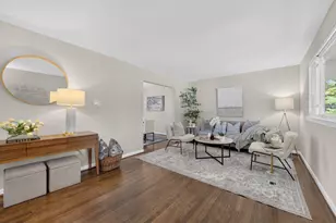 5502 Kings Park Dr, Springfield, VA 22151 - Photo 4