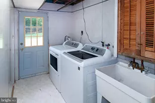 13626 Old Dairy Rd, Herndon, VA 20171 - Photo 28