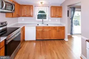 13626 Old Dairy Rd, Herndon, VA 20171 - Photo 14