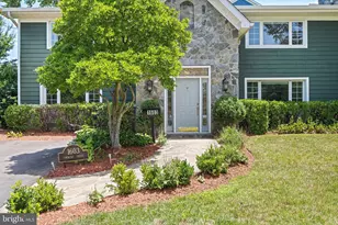 1603 Simmons Dr, McLean, VA 22101 - Photo 2