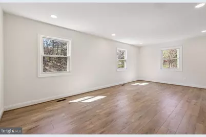 9662 Westport Lane, Burke, VA 22015 - Photo 6