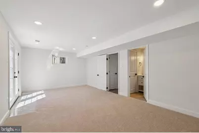 9662 Westport Lane, Burke, VA 22015 - Photo 14