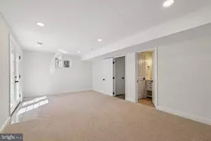 9662 Westport Ln, Burke, VA 22015 - Photo 14