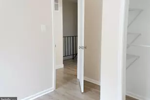 4048 Spring Run Ct, Chantilly, VA 20151 - Photo 16