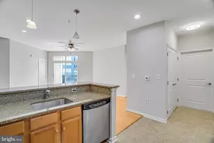 2655 Prosperity Ave, Fairfax, VA 22031 - Photo 6