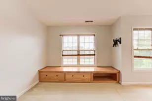 2504 Logan Wood Dr, Herndon, VA 20171 - Photo 32