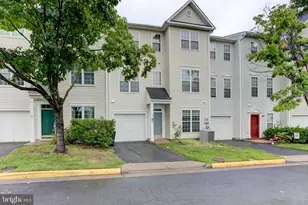 2504 Logan Wood Dr, Herndon, VA 20171 - Photo 1