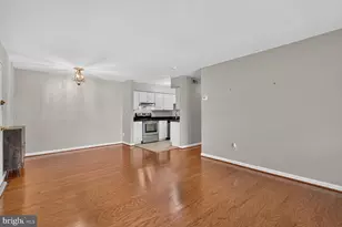 8358 Dunham Ct, Springfield, VA 22152 - Photo 4