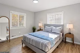 4307 San Carlos Dr, Fairfax, VA 22030 - Photo 10