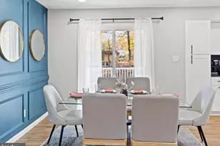 4307 San Carlos Dr, Fairfax, VA 22030 - Photo 8