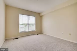 5115 Travis Edward Way, Centreville, VA 20120 - Photo 12