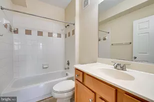 5115 Travis Edward Way, Centreville, VA 20120 - Photo 10