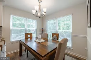 6700 Jenny Leigh Ct, Centreville, VA 20121 - Photo 10
