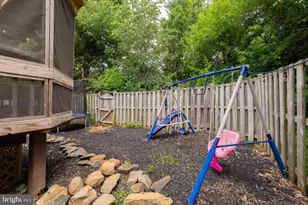 6700 Jenny Leigh Ct, Centreville, VA 20121 - Photo 32
