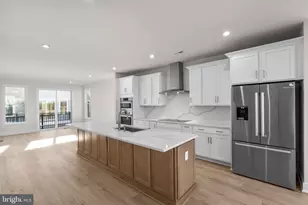 2 Aviation Pl, Herndon, VA 20171 - Photo 6