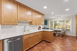610 Kearney Ct SW, Vienna, VA 22180 - Photo 4