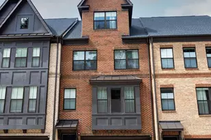 3806 Rainier Dr, Fairfax, VA 22033 - Photo 2