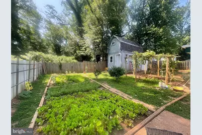7225 Pine Drive, Annandale, VA 22003 - Photo 20