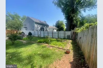 7225 Pine Drive, Annandale, VA 22003 - Photo 14