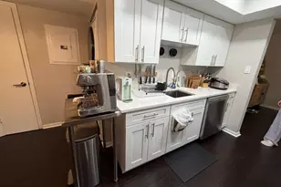 10222 Bushman Dr, Oakton, VA 22124 - Photo 16