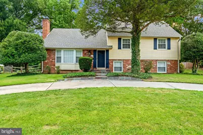 8403 W Boulevard Drive, Alexandria, VA 22308 - Photo 2
