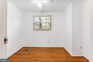 11562 Ivy Bush Ct, Reston, VA 20191 - Photo 10