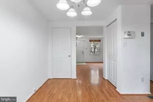 11562 Ivy Bush Ct, Reston, VA 20191 - Photo 6