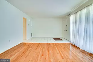 4771 Parkman Ct, Annandale, VA 22003 - Photo 8