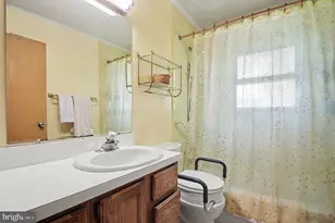 3840 Pinewood Terrace, Falls Church, VA 22041 - Photo 10