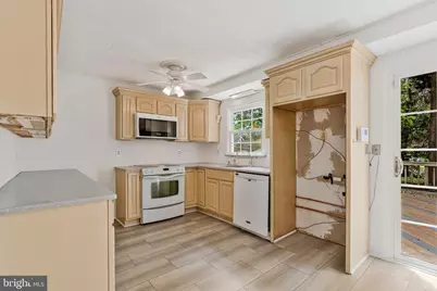 12805 Melvue Court, Fairfax, VA 22033 - Photo 8