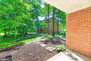 11814 Breton Ct, Reston, VA 20191 - Photo 14