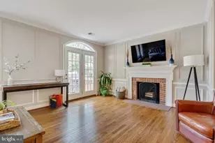 3956 Valley Ridge Dr, Fairfax, VA 22033 - Photo 6