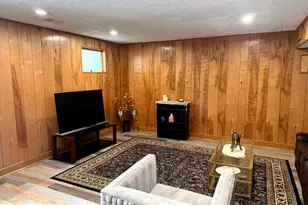7428 Mason Ln, Falls Church, VA 22042 - Photo 2
