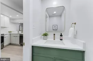 11213 Silentwood Ln, Reston, VA 20191 - Photo 14