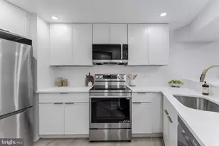 11213 Silentwood Ln, Reston, VA 20191 - Photo 4
