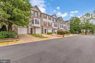 5937 Kirkcaldy Ln, Alexandria, VA 22315 - Photo 2