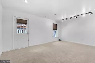 5937 Kirkcaldy Ln, Alexandria, VA 22315 - Photo 6