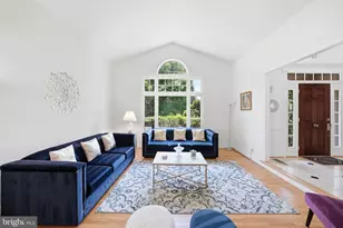 1407 Woodhurst Blvd, McLean, VA 22102 - Photo 10