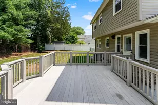 7826 Welch Ct, Alexandria, VA 22315 - Photo 20