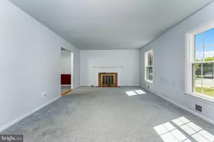 7826 Welch Ct, Alexandria, VA 22315 - Photo 6