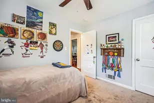 1913 Paul Spring Pkwy, Alexandria, VA 22308 - Photo 26