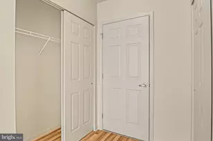 2726 Gallows Rd, Vienna, VA 22180 - Photo 20