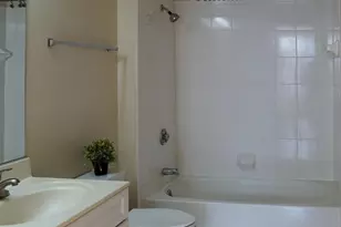 2726 Gallows Rd, Vienna, VA 22180 - Photo 16