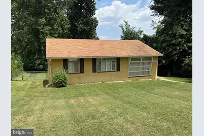 6404 Maplewood Drive, Falls Church, VA 22041 - Photo 16