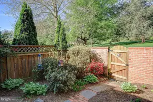 3124 Barnard Ct, Fairfax, VA 22031 - Photo 20