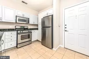 12909 Centre Park Cir, Herndon, VA 20171 - Photo 4