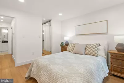 11025 Villaridge Court, Reston, VA 20191 - Photo 18